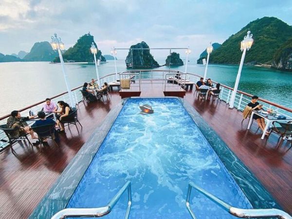 Halong Bay Cruise Vietnam 2024